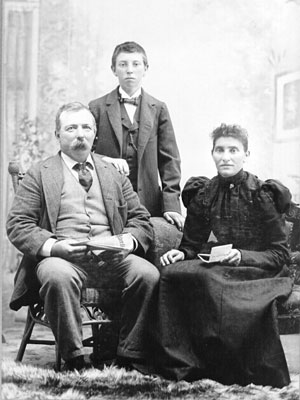 [George and Caroline Cathrae]